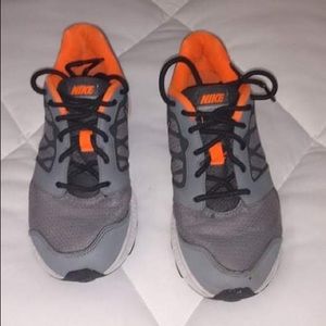 Nike Youth Size 5Y shoes